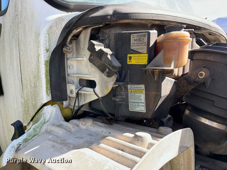 image for item DH8594 2007 Freightliner Business Class M2  refrigerated truck