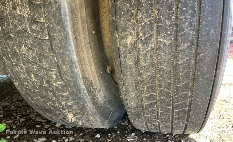 image for item DH8594 2007 Freightliner Business Class M2  refrigerated truck