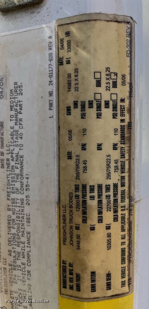 image for item DH8594 2007 Freightliner Business Class M2  refrigerated truck