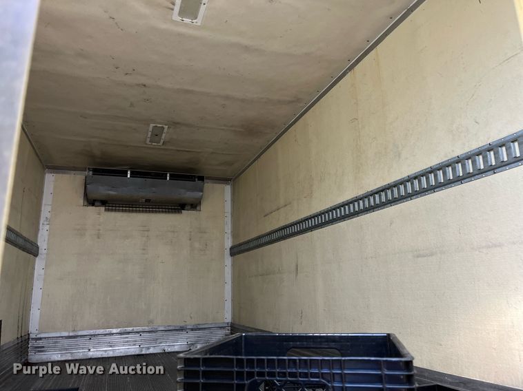 image for item DH8595 2013 Isuzu NRR  refrigerated truck