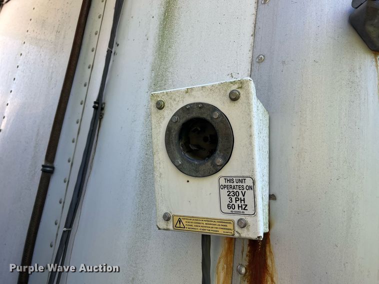 image for item DH8595 2013 Isuzu NRR  refrigerated truck