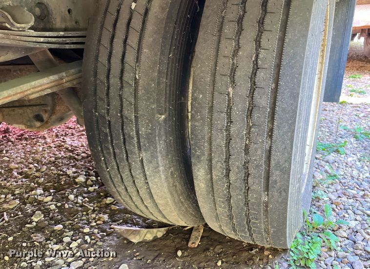 image for item DH8595 2013 Isuzu NRR  refrigerated truck