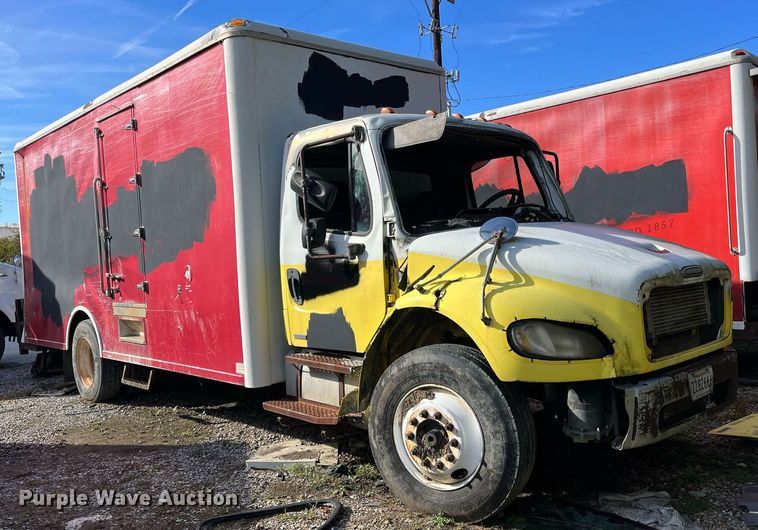 image for item DH8596 2007 Freightliner Business Class M2  refrigerated truck