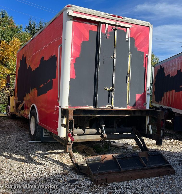 image for item DH8596 2007 Freightliner Business Class M2  refrigerated truck