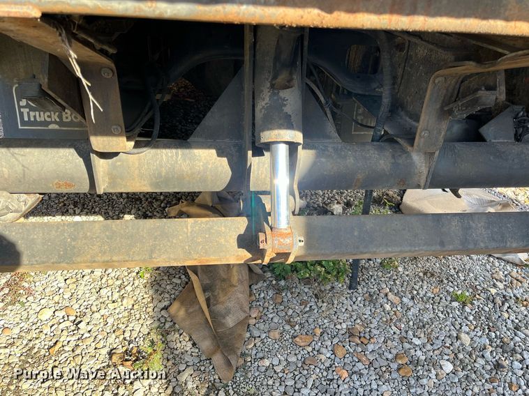 image for item DH8596 2007 Freightliner Business Class M2  refrigerated truck