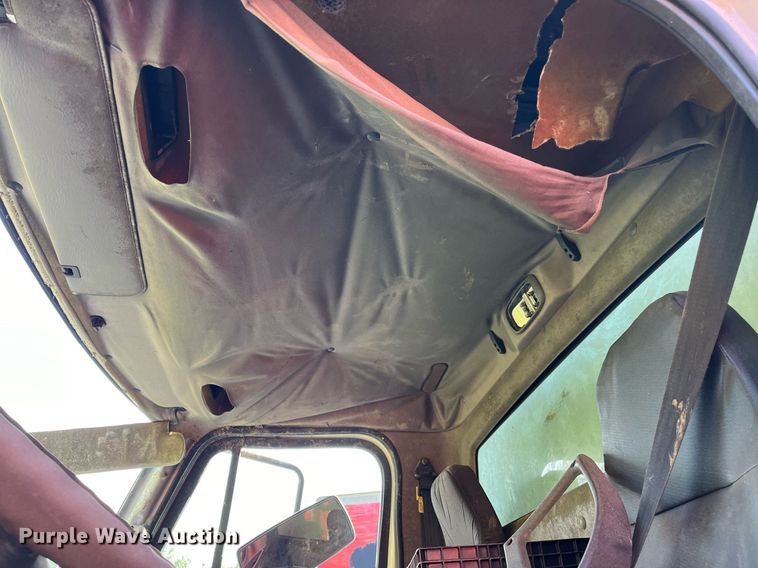 image for item DH8596 2007 Freightliner Business Class M2  refrigerated truck