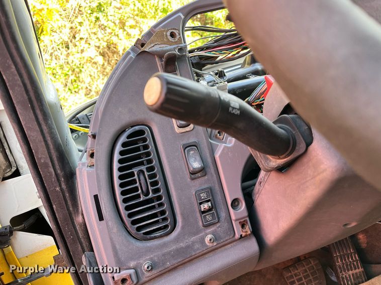 image for item DH8596 2007 Freightliner Business Class M2  refrigerated truck