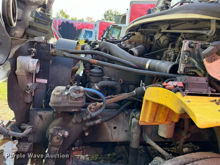 image for item DH8596 2007 Freightliner Business Class M2  refrigerated truck