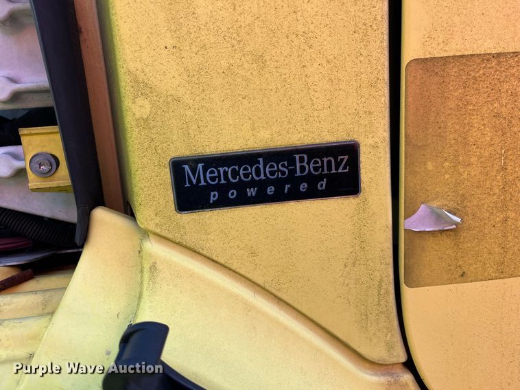 image for item DH8596 2007 Freightliner Business Class M2  refrigerated truck