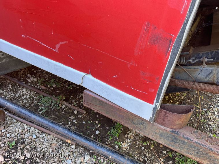 image for item DH8597 2004 Freightliner Business Class M2  refrigerated truck