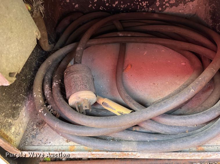 image for item DH8597 2004 Freightliner Business Class M2  refrigerated truck