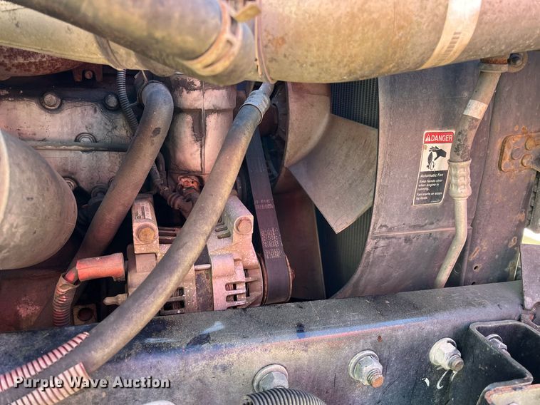 image for item DH8597 2004 Freightliner Business Class M2  refrigerated truck