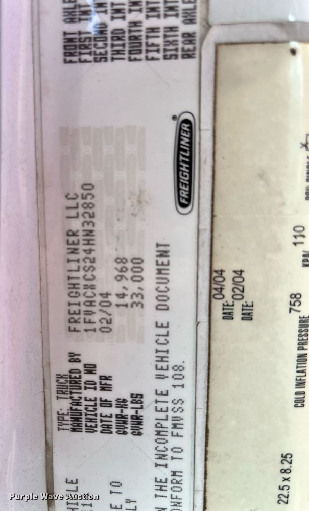 image for item DH8597 2004 Freightliner Business Class M2  refrigerated truck