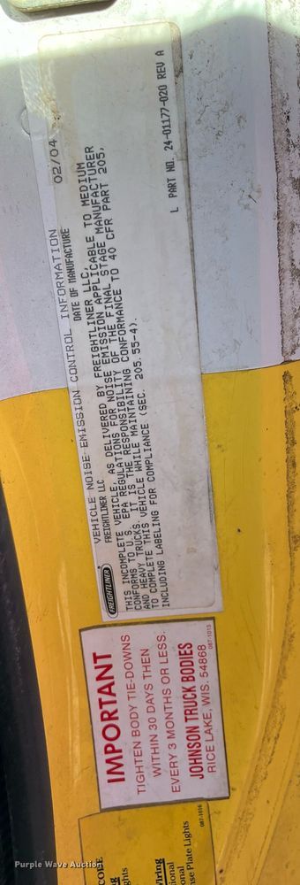 image for item DH8597 2004 Freightliner Business Class M2  refrigerated truck