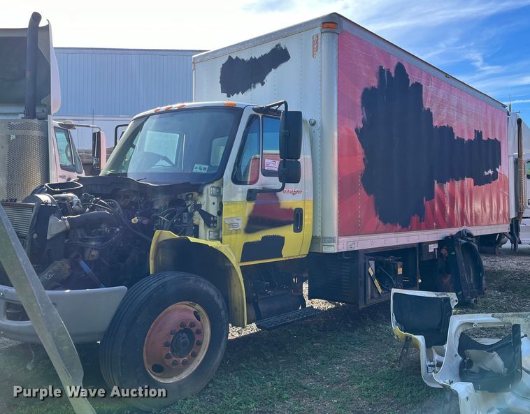 image for item DH8598 2011 International DuraStar 4300  refrigerated truck