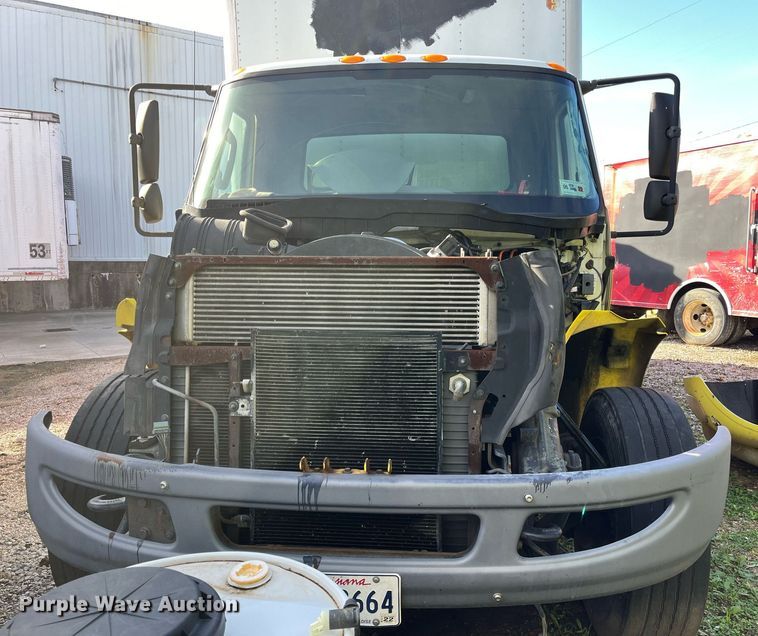 image for item DH8598 2011 International DuraStar 4300  refrigerated truck