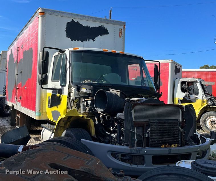 image for item DH8598 2011 International DuraStar 4300  refrigerated truck