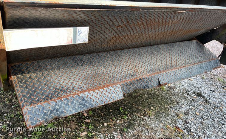 image for item DH8598 2011 International DuraStar 4300  refrigerated truck