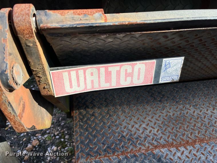 image for item DH8598 2011 International DuraStar 4300  refrigerated truck