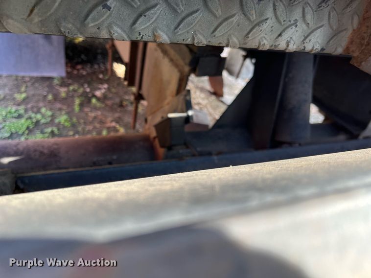 image for item DH8598 2011 International DuraStar 4300  refrigerated truck