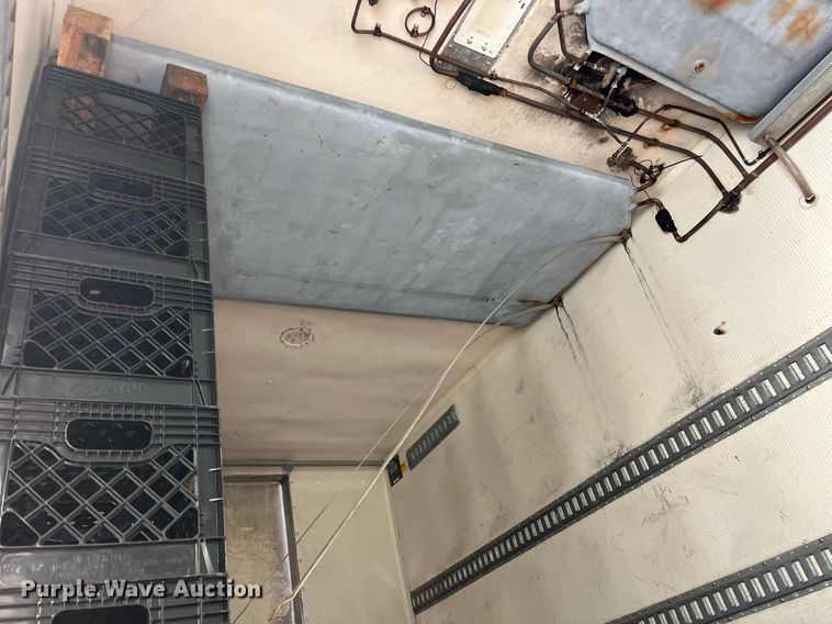 image for item DH8598 2011 International DuraStar 4300  refrigerated truck