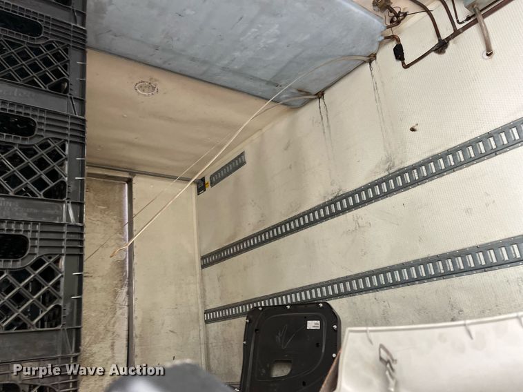 image for item DH8598 2011 International DuraStar 4300  refrigerated truck