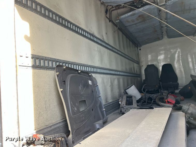 image for item DH8598 2011 International DuraStar 4300  refrigerated truck