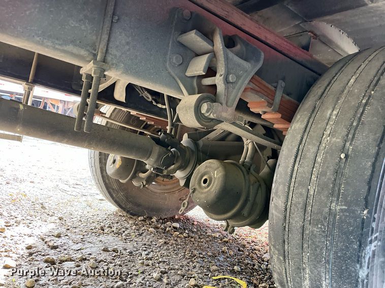 image for item DH8598 2011 International DuraStar 4300  refrigerated truck