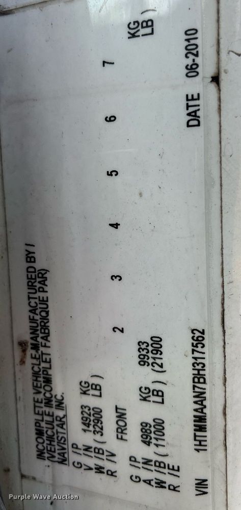 image for item DH8598 2011 International DuraStar 4300  refrigerated truck