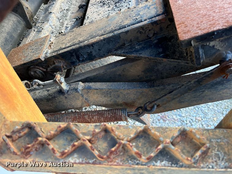 image for item DH8599 2004 Freightliner Business Class M2  refrigerated truck