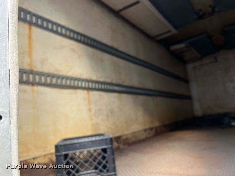 image for item DH8599 2004 Freightliner Business Class M2  refrigerated truck