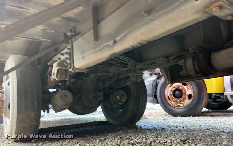 image for item DH8599 2004 Freightliner Business Class M2  refrigerated truck