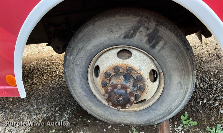 image for item DH8599 2004 Freightliner Business Class M2  refrigerated truck