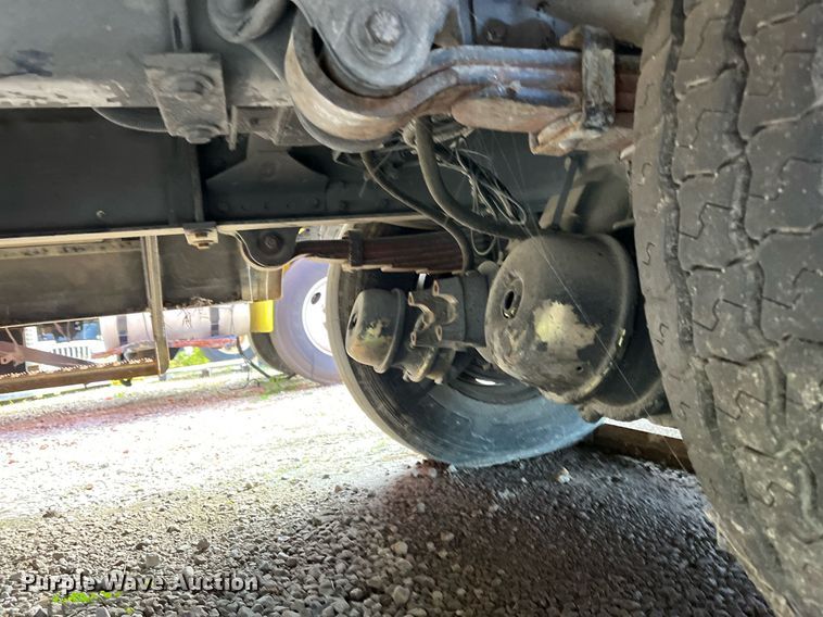 image for item DH8599 2004 Freightliner Business Class M2  refrigerated truck