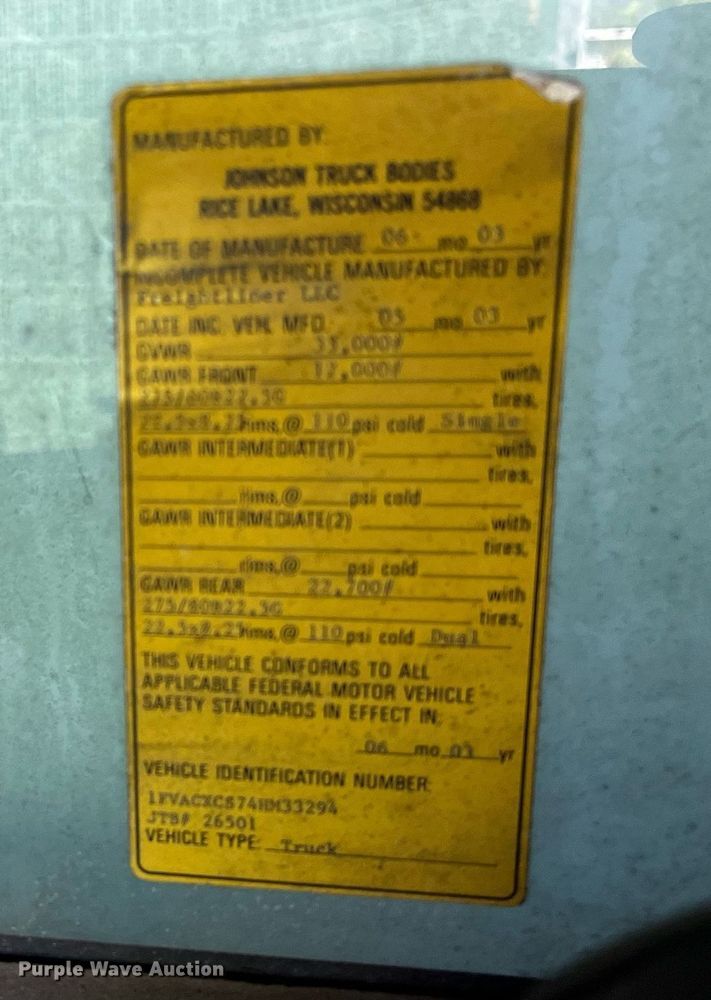 image for item DH8599 2004 Freightliner Business Class M2  refrigerated truck