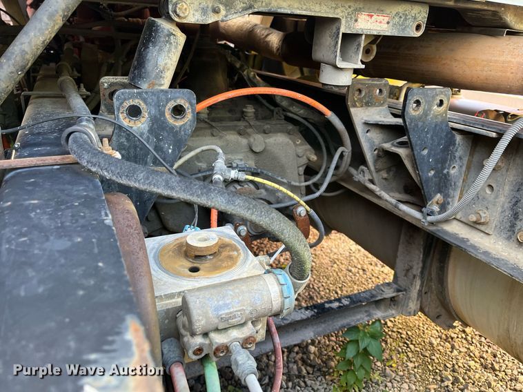 image for item DH8600 2009 International ProStar  semi truck