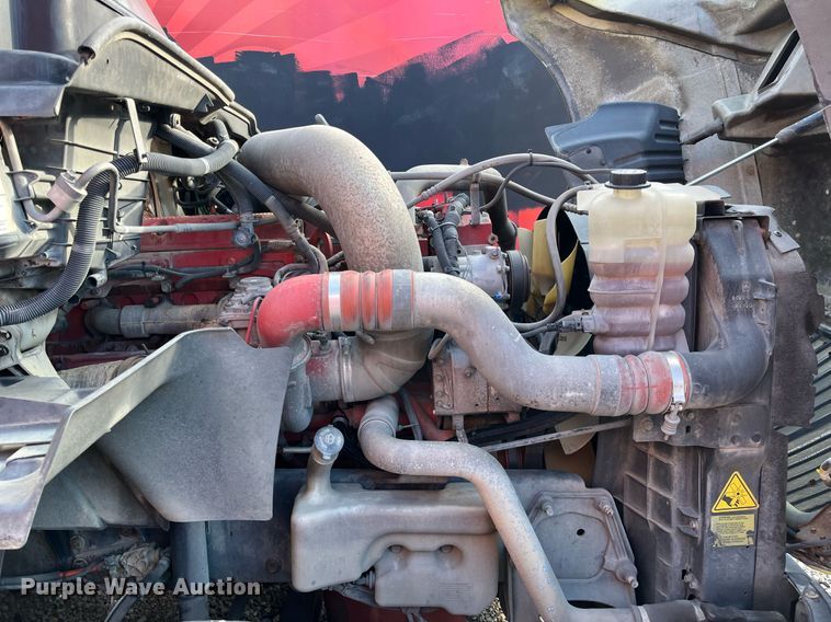 image for item DH8600 2009 International ProStar  semi truck