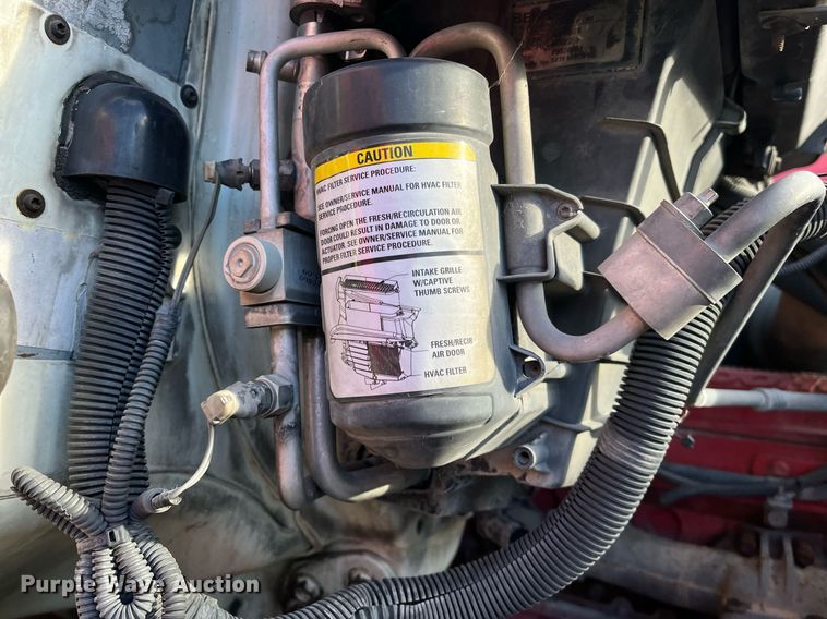 image for item DH8600 2009 International ProStar  semi truck