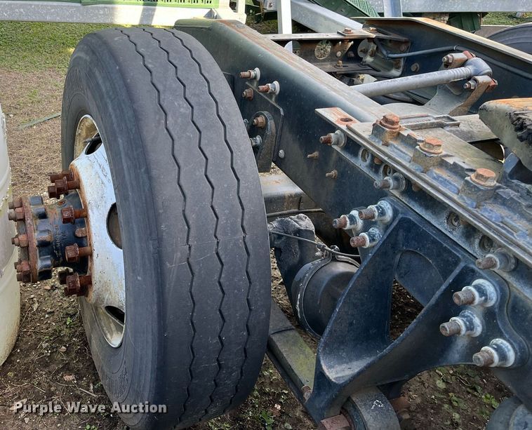 image for item DH8600 2009 International ProStar  semi truck