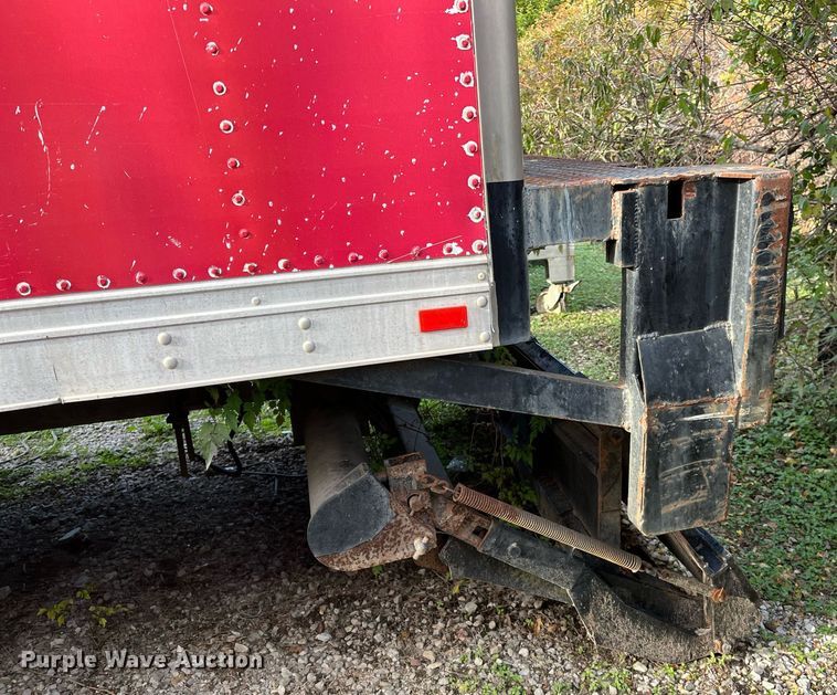 image for item DH8601 2011 International DuraStar 4300  refrigerated truck