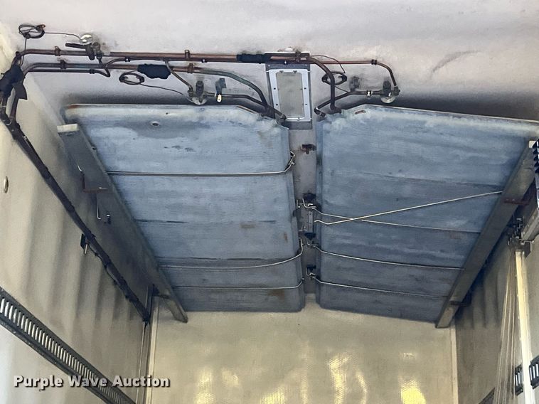 image for item DH8601 2011 International DuraStar 4300  refrigerated truck