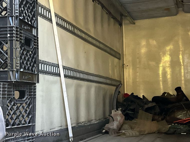 image for item DH8601 2011 International DuraStar 4300  refrigerated truck