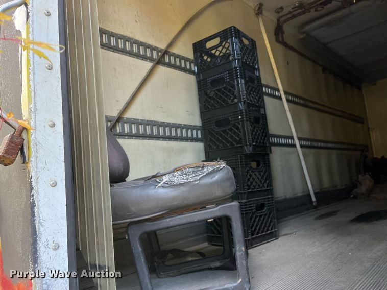 image for item DH8601 2011 International DuraStar 4300  refrigerated truck