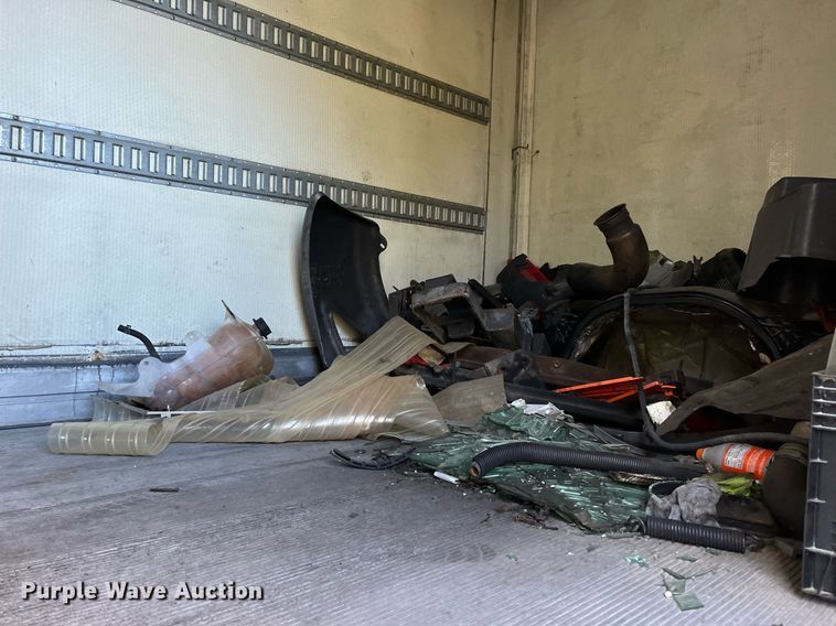 image for item DH8601 2011 International DuraStar 4300  refrigerated truck