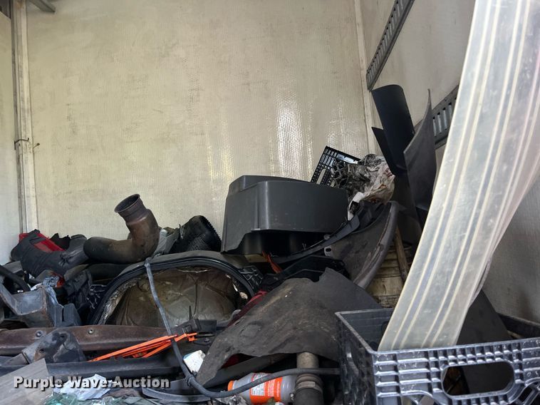 image for item DH8601 2011 International DuraStar 4300  refrigerated truck