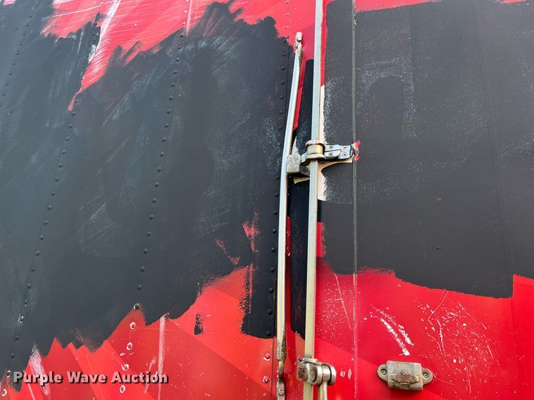 image for item DH8601 2011 International DuraStar 4300  refrigerated truck