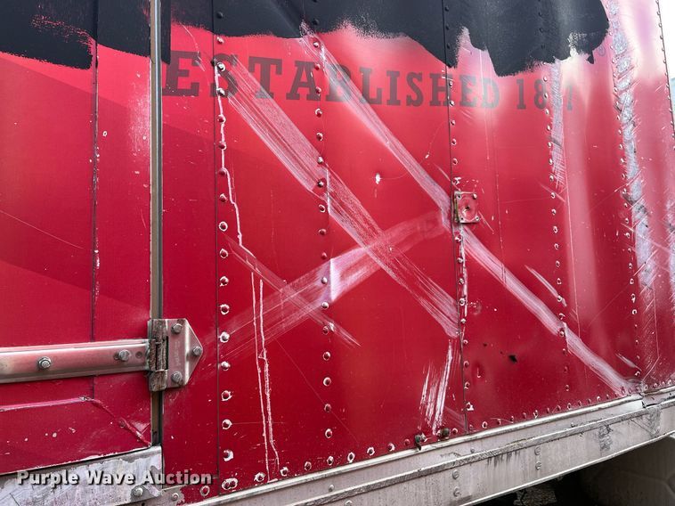 image for item DH8601 2011 International DuraStar 4300  refrigerated truck