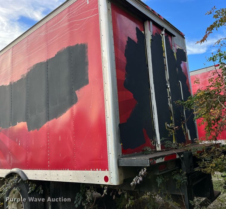 image for item DH8602 2011 International DuraStar 4300  refrigerated truck