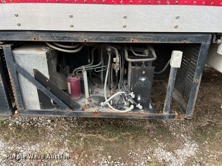 image for item DH8602 2011 International DuraStar 4300  refrigerated truck