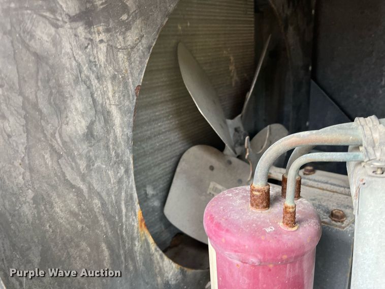 image for item DH8602 2011 International DuraStar 4300  refrigerated truck